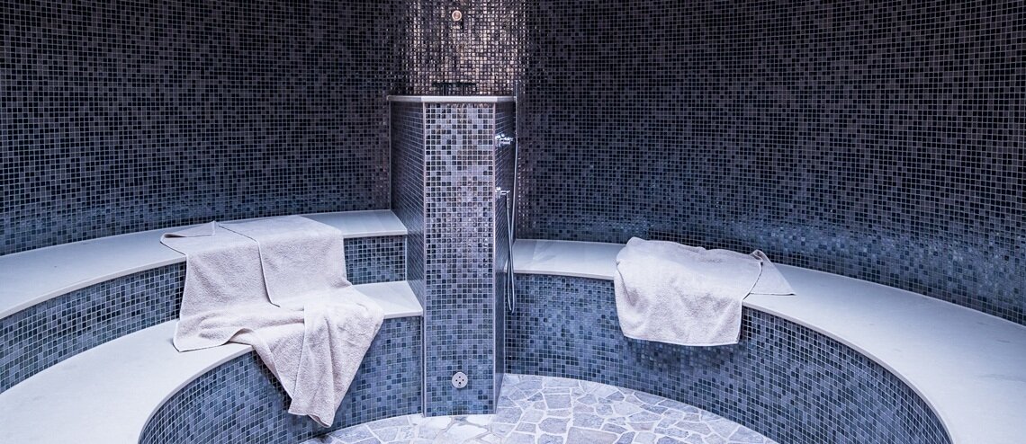 Interior view of the steam bath in the spa area of ​​Severin*s Resort and Spa on Sylt