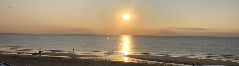 Severin*s Resort & Spa l Sonnenuntergang am Strand auf Sylt im Spätsommer