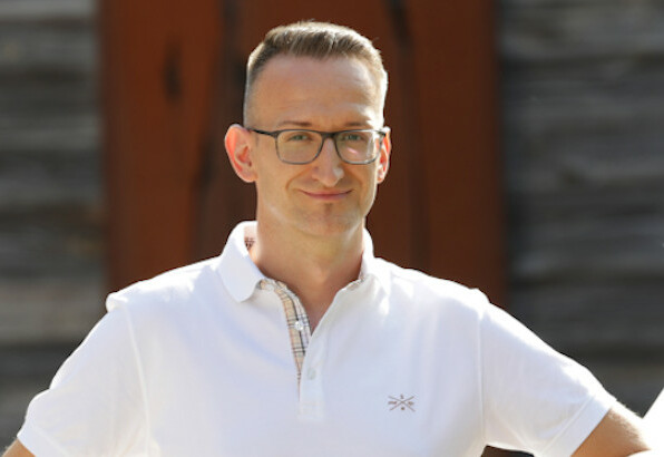 Henrik Schuster