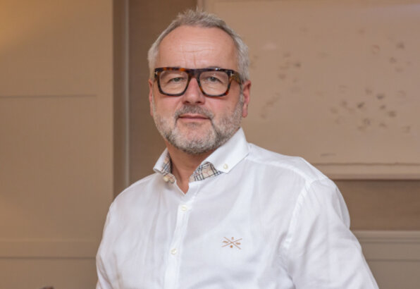 Dirk Fischer Dirk Fischer