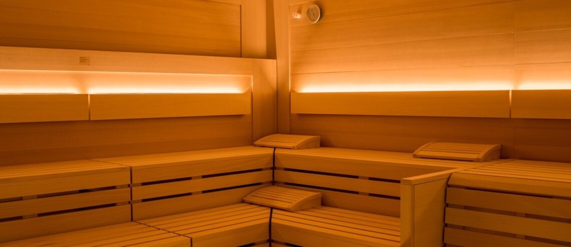 Interior view of the Finnish sauna in the wellness area of ​​the Hotel Severin*s Resort and Spa on Sylt