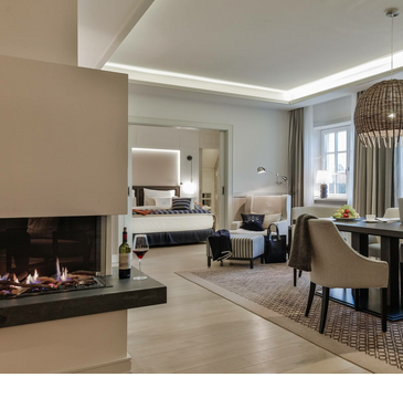 Severin*S Suite living area & bedroom wellnesshotel Sylt
