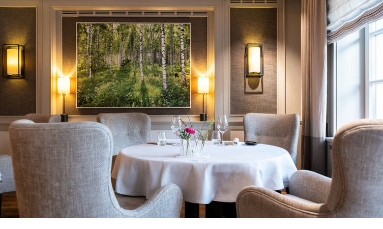 Photographs by artist Andreas Wagner in Tipken's Restaurant by Nils Henkel | Severin*s Resort & Spa Sylt