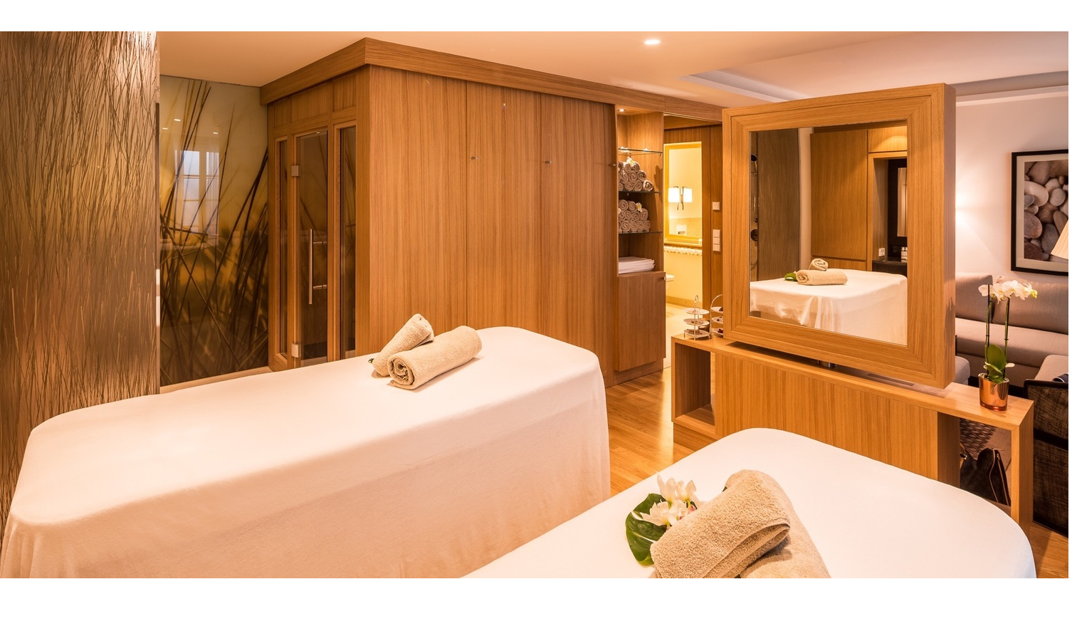Private spa treatments and loungers for treatment in the spa area of ​​the Hotel Severin*s Resort and Spa on Sylt